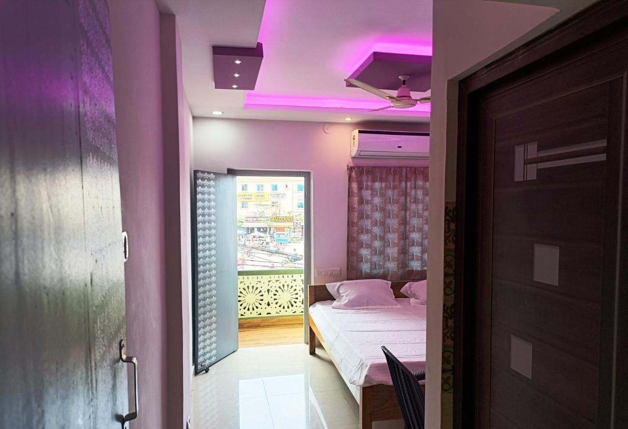 Hotel Grand View بوري المظهر الخارجي الصورة