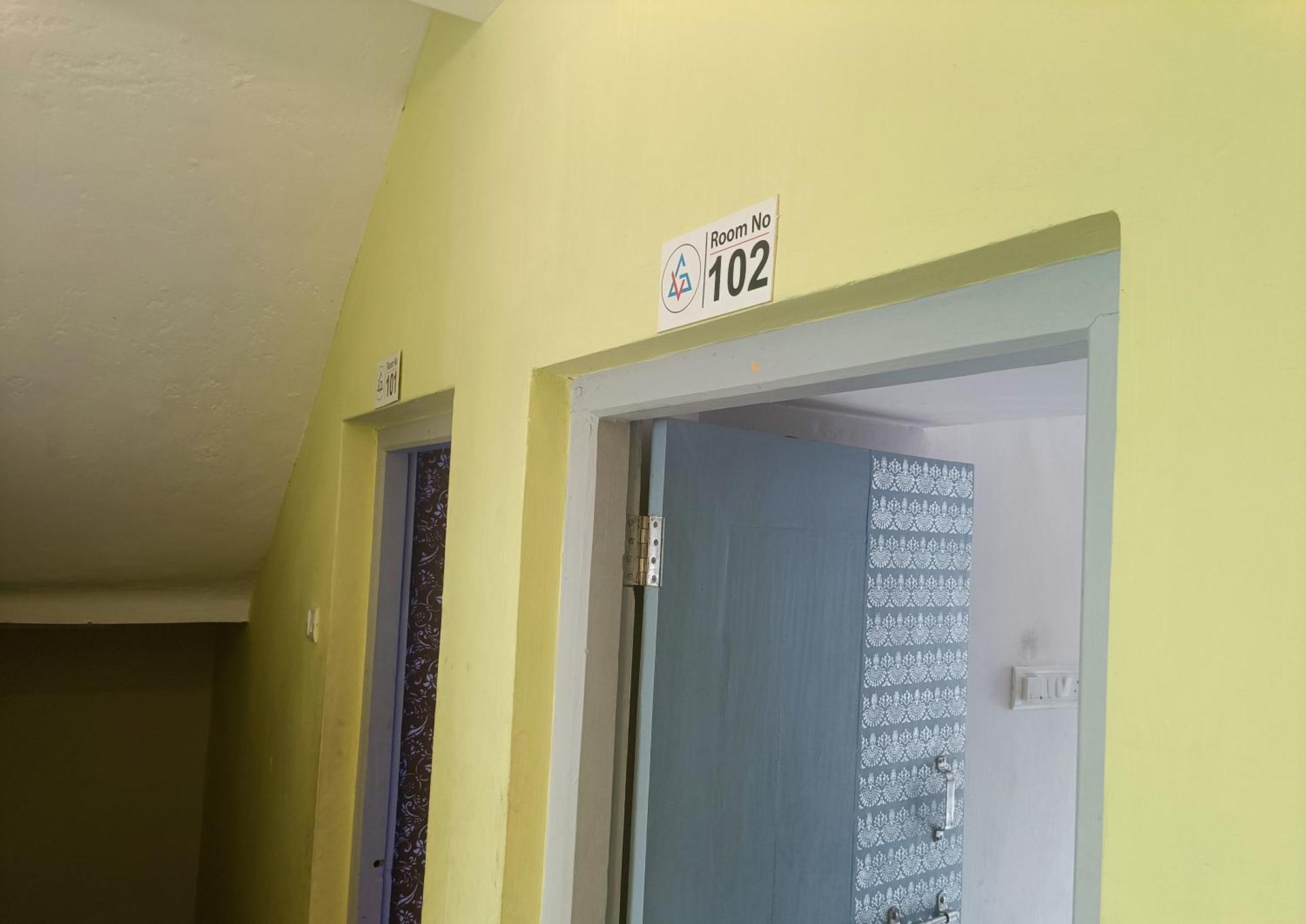 Hotel Grand View بوري المظهر الخارجي الصورة
