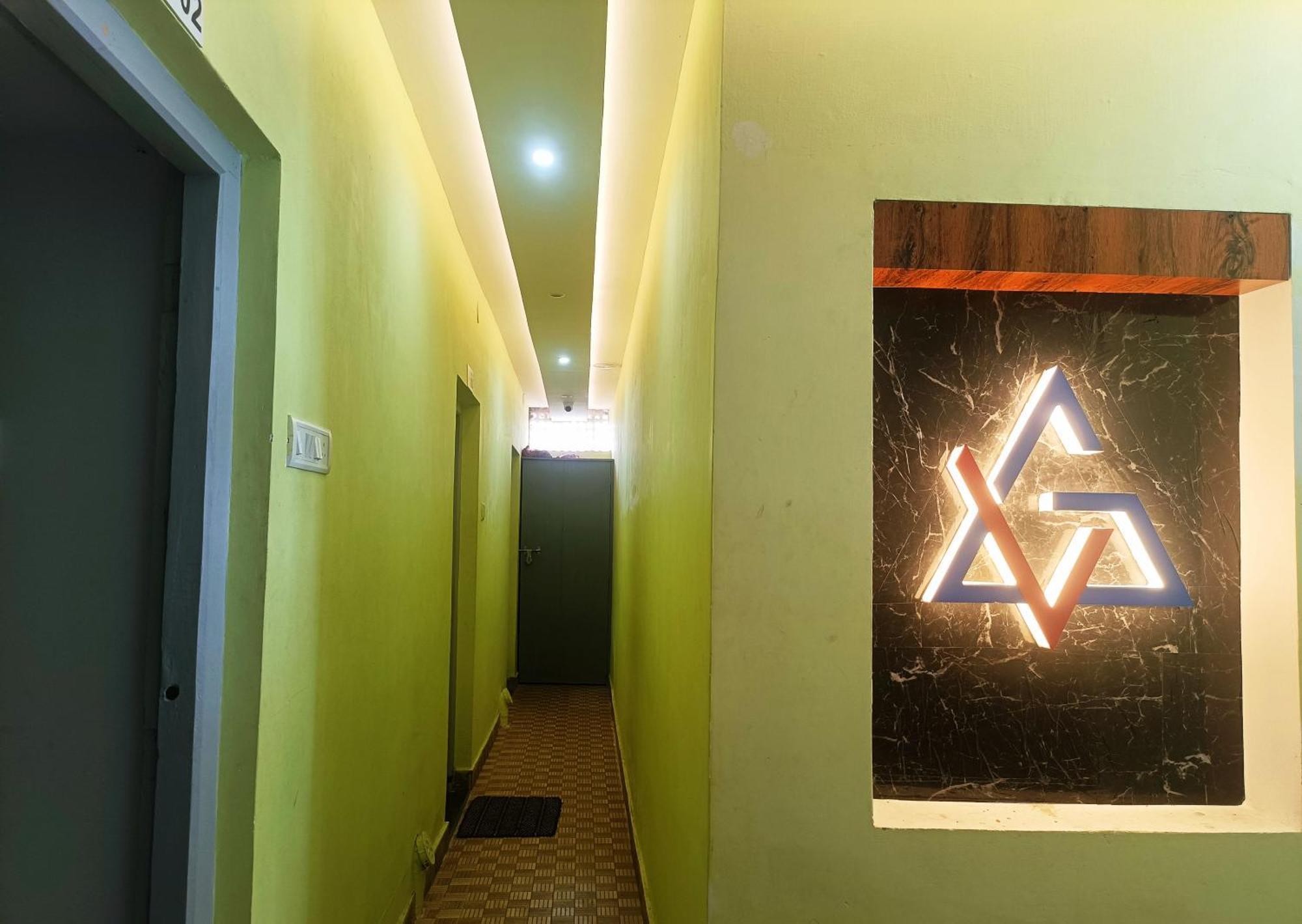Hotel Grand View بوري المظهر الخارجي الصورة
