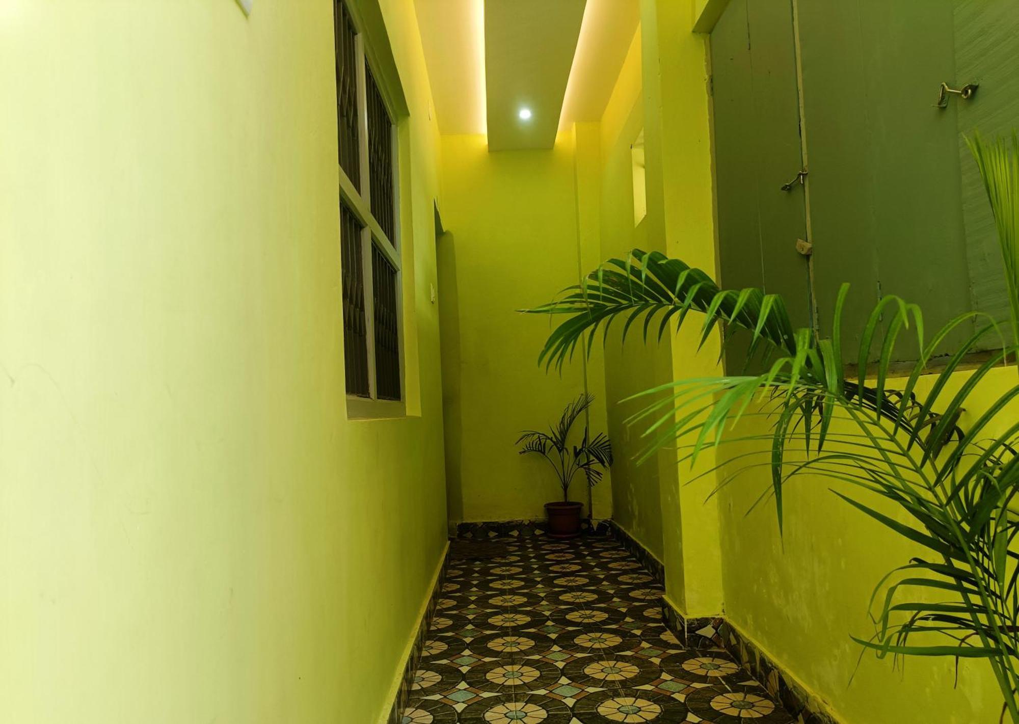 Hotel Grand View بوري المظهر الخارجي الصورة