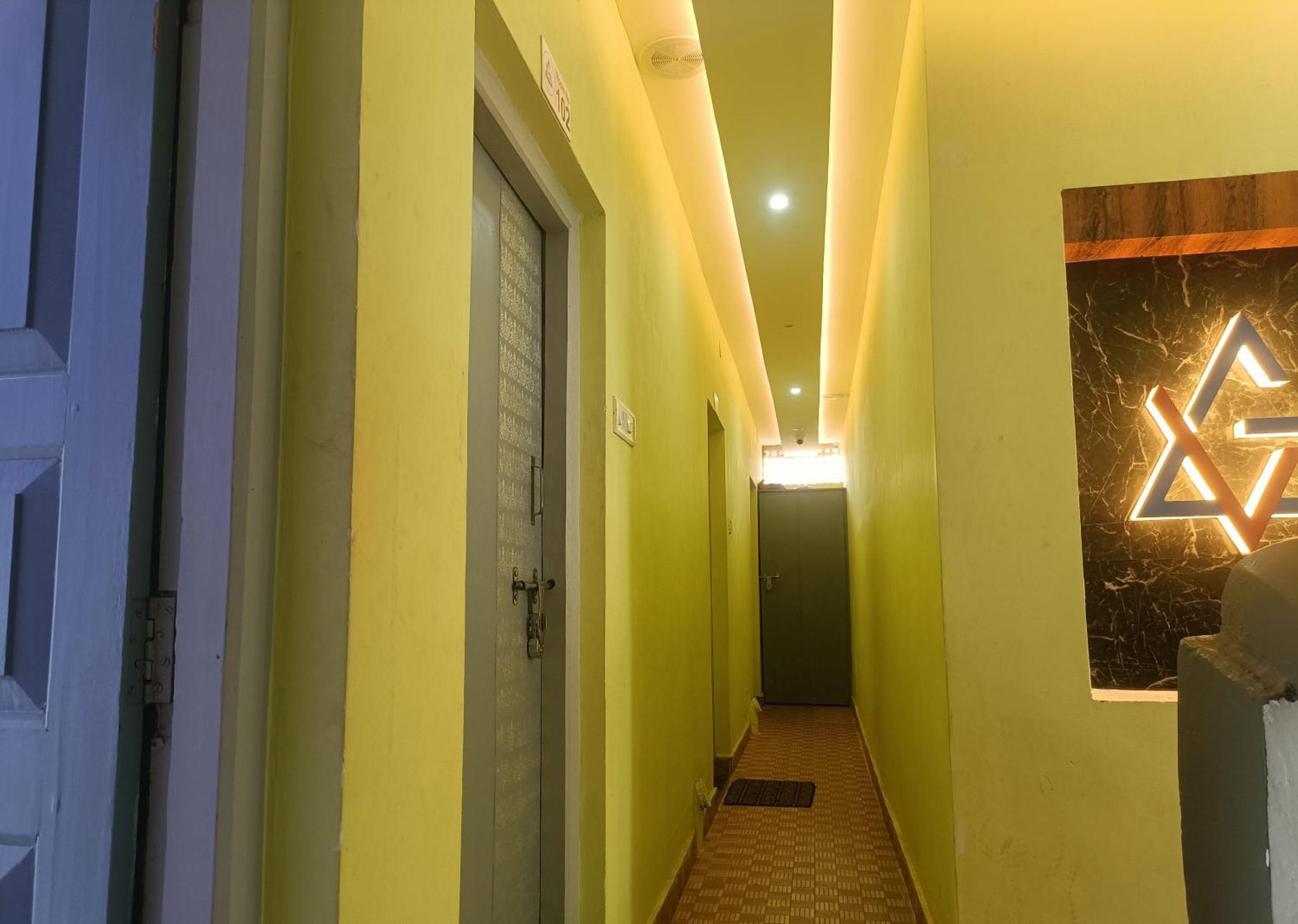 Hotel Grand View بوري المظهر الخارجي الصورة