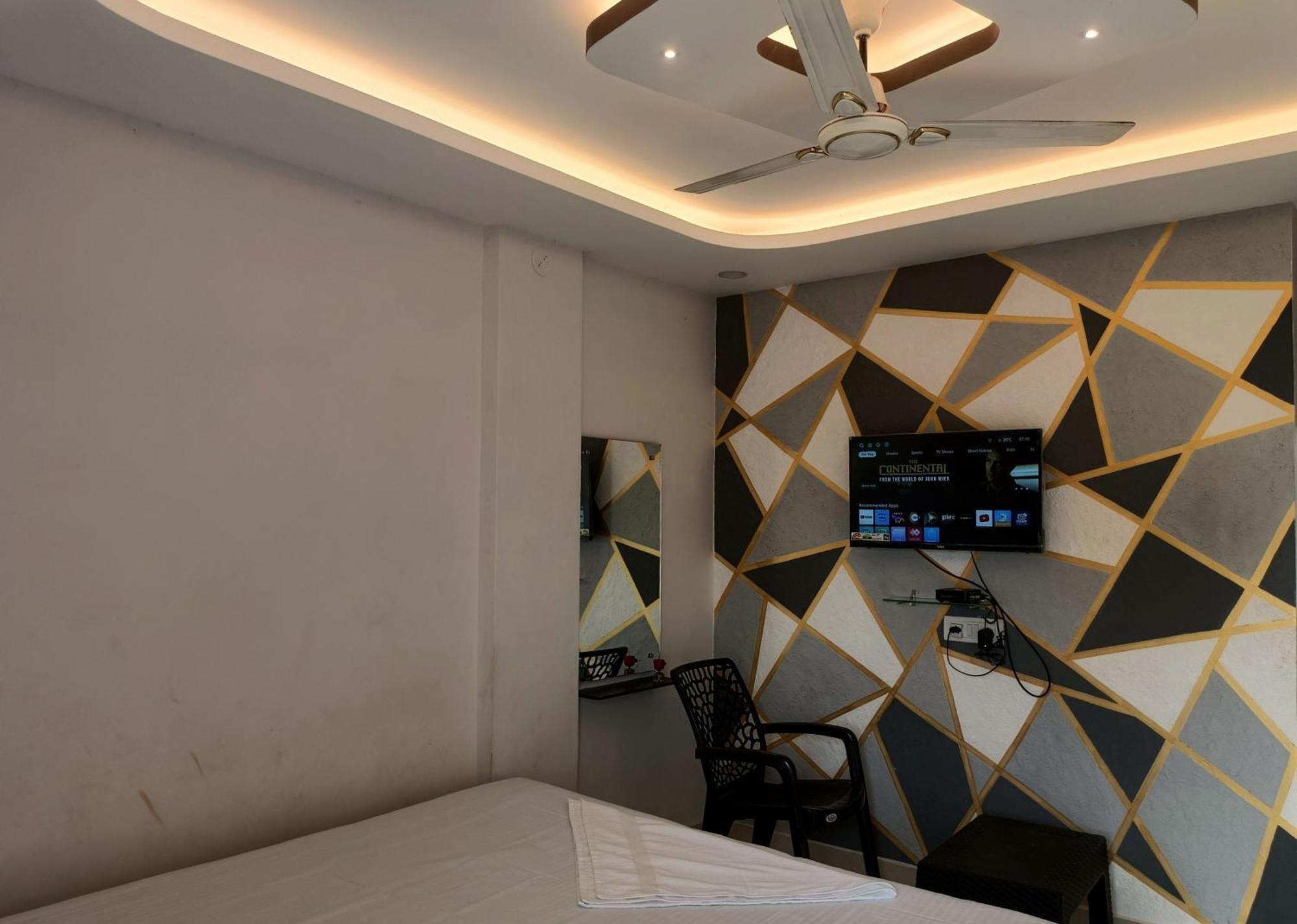 Hotel Grand View بوري المظهر الخارجي الصورة
